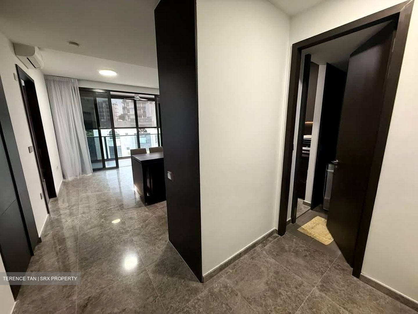 Hyll On Holland (D10), Condominium #535593521